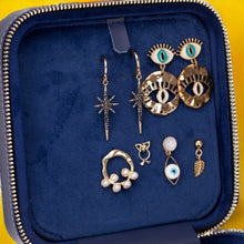 Load image into Gallery viewer, Amanda Leather Jewelry Box, Medium