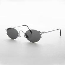 Load image into Gallery viewer, Oval Victorian Style 90s Sunglasses - Beatrice