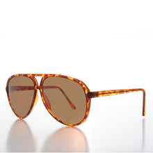 Load image into Gallery viewer, Simple Polarized Lens Aviator Sunglasses - Bedford