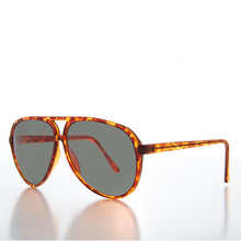 Load image into Gallery viewer, Simple Polarized Lens Aviator Sunglasses - Bedford