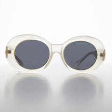 Load image into Gallery viewer, Oval Clout Cat Eye Vintage Sunglasses - Emma