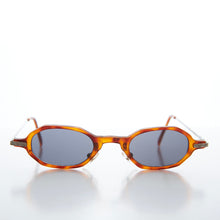 Load image into Gallery viewer, Small Spectacle Vintage Sunglasses - Clay