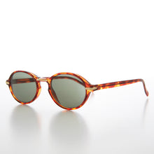 Load image into Gallery viewer, Oval Sunglass with Gold Accents Key Hole Bridge - Cooper