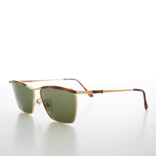 Load image into Gallery viewer, Gold Square Unisex Vintage Sunglasses - Cypher