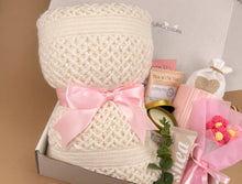 Load image into Gallery viewer, Cozy Spa Gift Set for Women