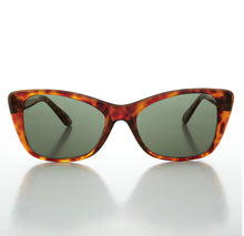 Load image into Gallery viewer, Square Retro Cat Eye Vintage Sunglass - Dixie