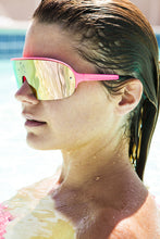 Load image into Gallery viewer, Mirror Wraparound Lens 80s Futuristic Sunglasses - Renoir