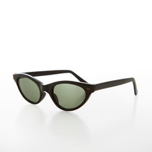 Load image into Gallery viewer, Kids Vintage Cat Eye Sunglass - Dora