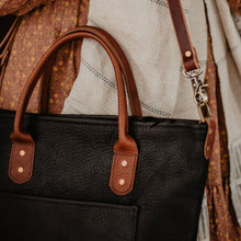 Load image into Gallery viewer, Caravan Bag Weekender - USA Made