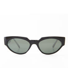 Load image into Gallery viewer, Women's Bold Angular Cat Eye Vintage Sunglass - Ellie