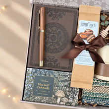 Load image into Gallery viewer, Elevated Appreciation – Men's Corporate Gift Set