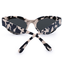 Load image into Gallery viewer, Elizabeth - Blonde Tortoise - Prescription