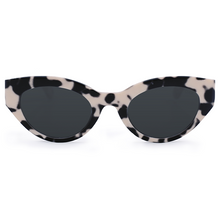 Load image into Gallery viewer, Elizabeth - Blonde Tortoise - Prescription