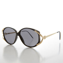 Load image into Gallery viewer, Large Women's Vintage Sunglass with Gold Accents - Fern 2