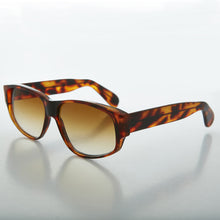Load image into Gallery viewer, Wide Rectangular Mod Vintage Sunglass - Fez