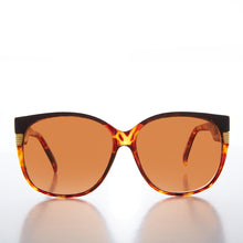 Load image into Gallery viewer, Women's Large Vintage Sunglass With Copper Lens - Frieda