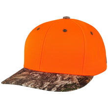 Load image into Gallery viewer, Pennant Snapback