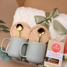 Load image into Gallery viewer, Housewarming Gift Basket โ Blanket, Tea & Home Accents