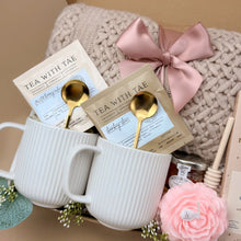 Load image into Gallery viewer, Welcome Home Gift Box – New Housewarming Gift Set