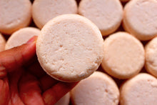 Load image into Gallery viewer, Oat, Milk, & Honey Shampoo Bar