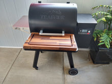 Load image into Gallery viewer, BBQ Boards™ for Traeger Ironwood 650 - Front Board