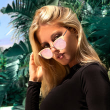 Load image into Gallery viewer, Marilyn Polarized - Rose Gold Mirrored