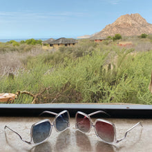 Load image into Gallery viewer, Granny-Chic Polarized Oversized Sunglass - Mia