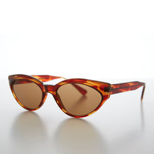 Load image into Gallery viewer, Perfect Oval Cat Eye Vintage Sunglasses - Irene