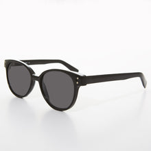 Load image into Gallery viewer, Round Horn Rim Cat Eye Women's Vintage Sunglass - Jackson