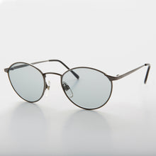 Load image into Gallery viewer, Classic Sunglass with Clear to Dark Transition Lenses - Jesse
