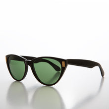 Load image into Gallery viewer, 80s Cat Eye Sunglass with Gold Accents - Juno