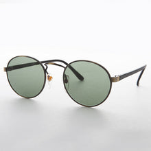Load image into Gallery viewer, Classic Round Preppy Vintage Sunglass with Glass Lens - Logan