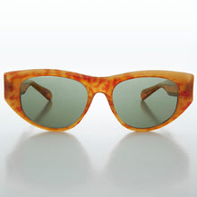 Load image into Gallery viewer, Rectangular Frame Cat Eye Vintage Sunglass - Marion