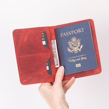 Load image into Gallery viewer, Viaggio Leather Passport Wallet