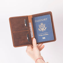 Load image into Gallery viewer, Viaggio Leather Passport Wallet