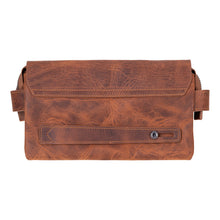 Load image into Gallery viewer, Prestige Leather Clutch Bag