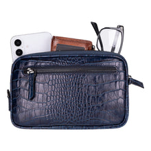 Load image into Gallery viewer, Noma Leather Clutch Bag