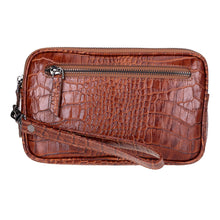 Load image into Gallery viewer, Noma Leather Clutch Bag