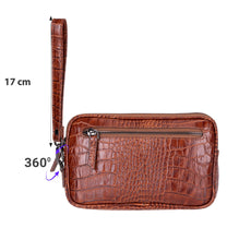 Load image into Gallery viewer, Noma Leather Clutch Bag