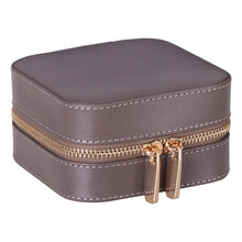 Load image into Gallery viewer, Amanda Leather Jewelry Box, Medium