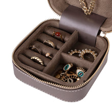 Load image into Gallery viewer, Amanda Leather Jewelry Box, Medium