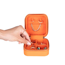 Load image into Gallery viewer, Amanda Leather Jewelry Box, Medium