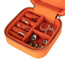 Load image into Gallery viewer, Amanda Leather Jewelry Box, Medium