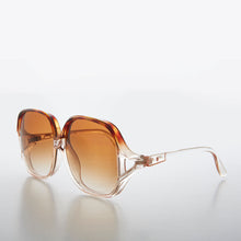 Load image into Gallery viewer, Oversized 80s Women's Vintage Sunglasses - Monica