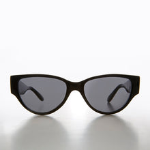 Load image into Gallery viewer, Beatnik Vintage Cat Eye Sunglass - Nolita
