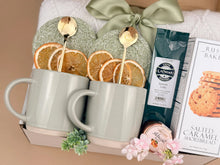 Load image into Gallery viewer, Housewarming Gift Basket – Blanket, Coffee & Home Accents