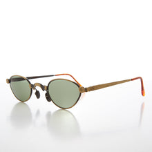 Load image into Gallery viewer, Unique 90s Steampunk Sunglass Unisex Futuristic - Petar