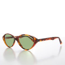 Load image into Gallery viewer, Oval Cat Eye Vintage Sunglass With Glass Lens - Shay