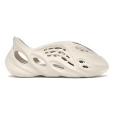 Load image into Gallery viewer, adidas Yeezy Foam RNNR Ararat