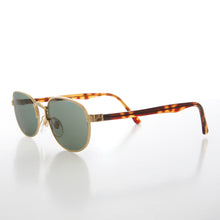Load image into Gallery viewer, Unisex Gold Sunglass with Glass Lens - Wren